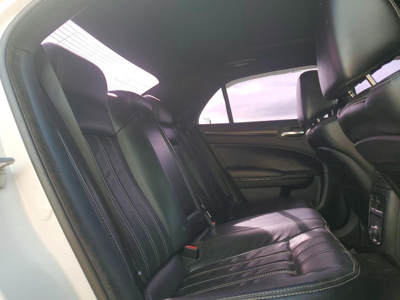 2014 CHRYSLER 300
