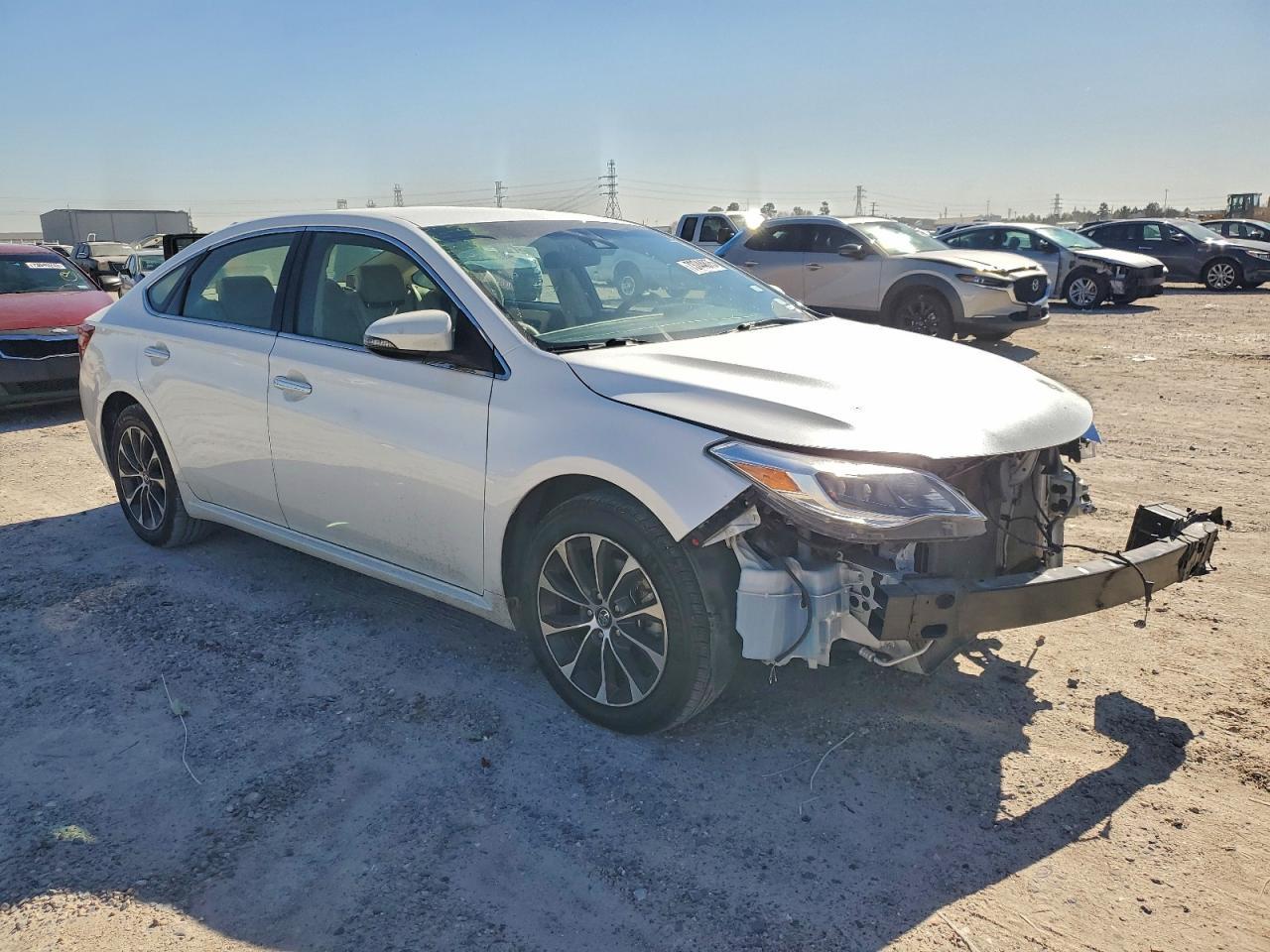 2017 TOYOTA Avalon
