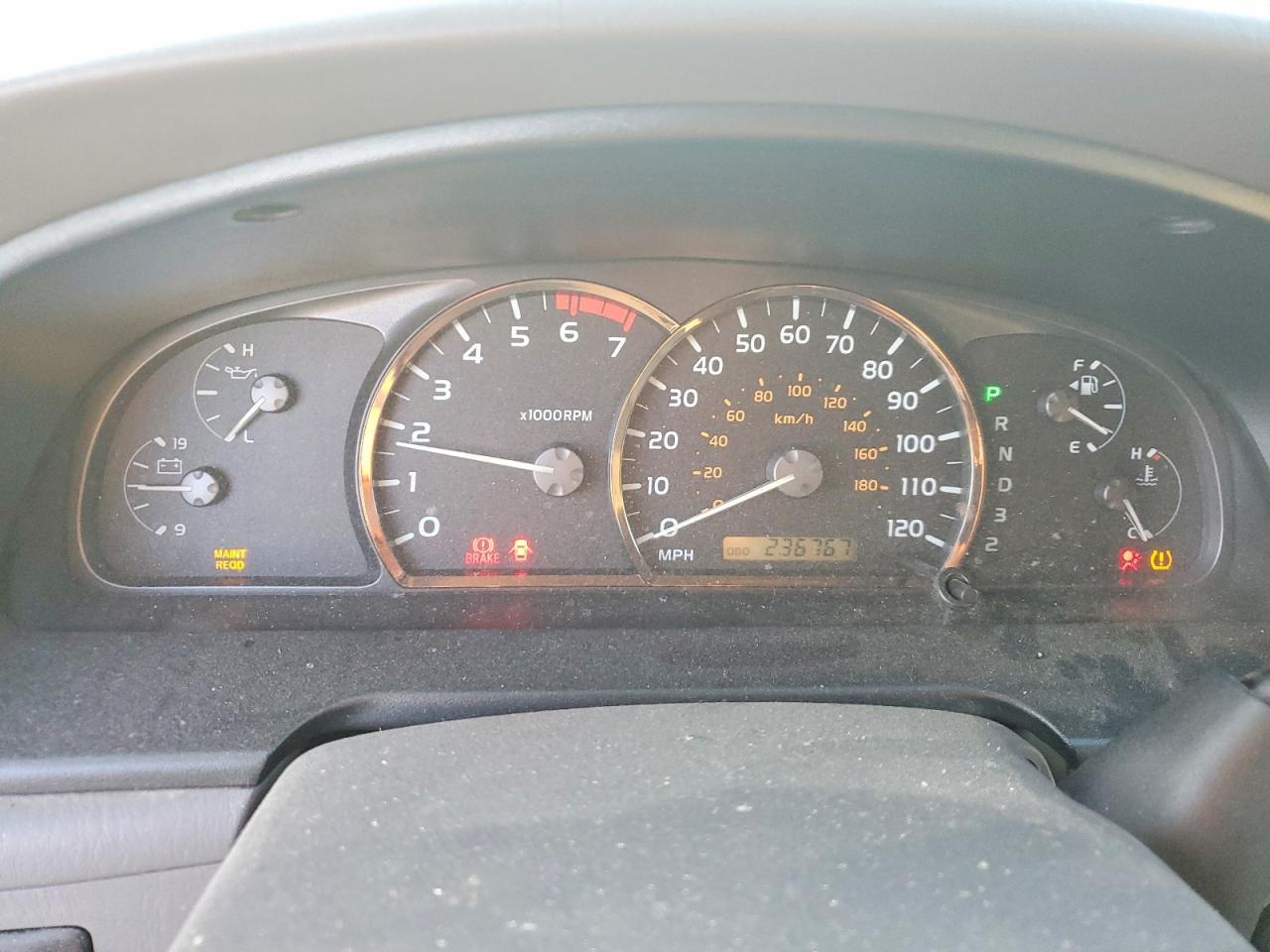 2006 TOYOTA Sequoia
