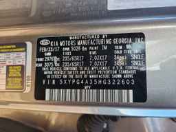 2017 KIA SORENTO