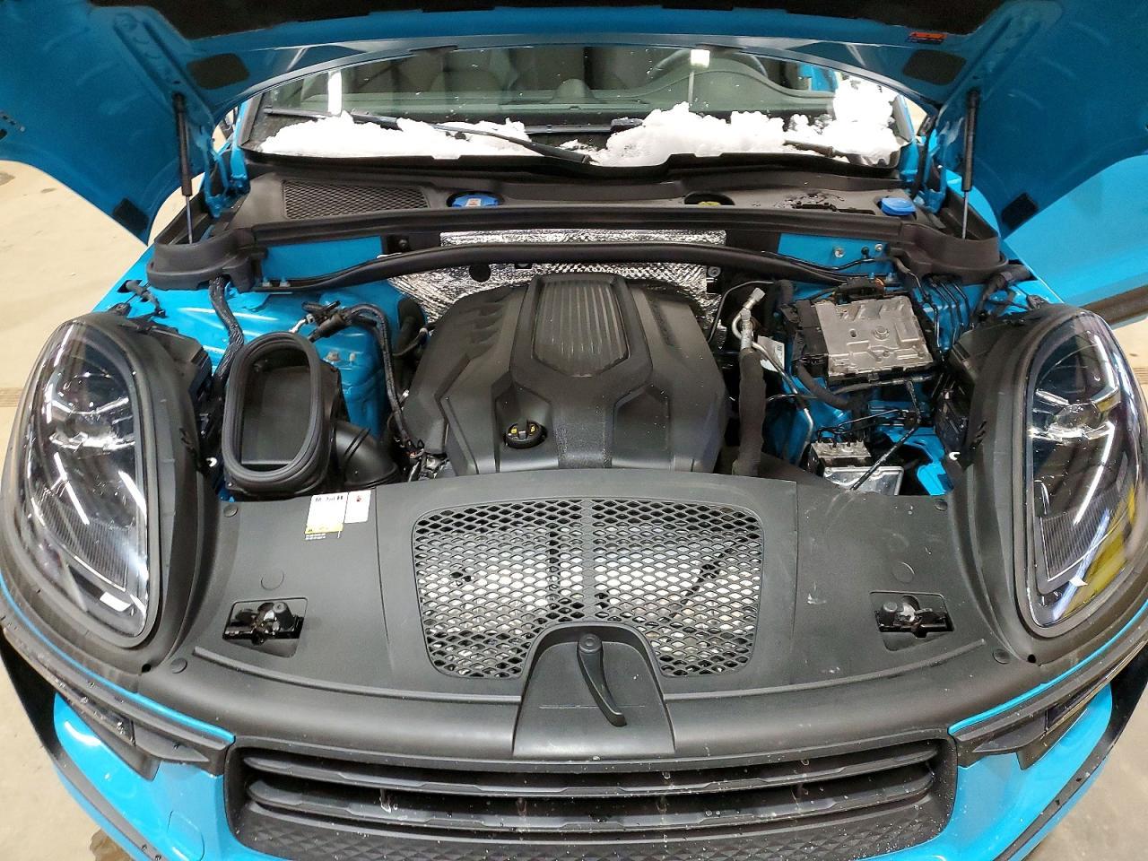 2022 PORSCHE Macan