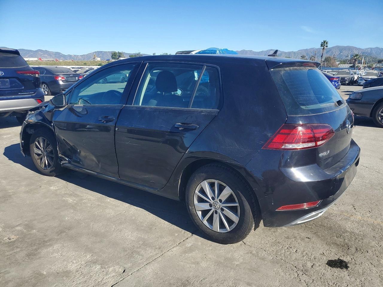 2018 VOLKSWAGEN GOLF
