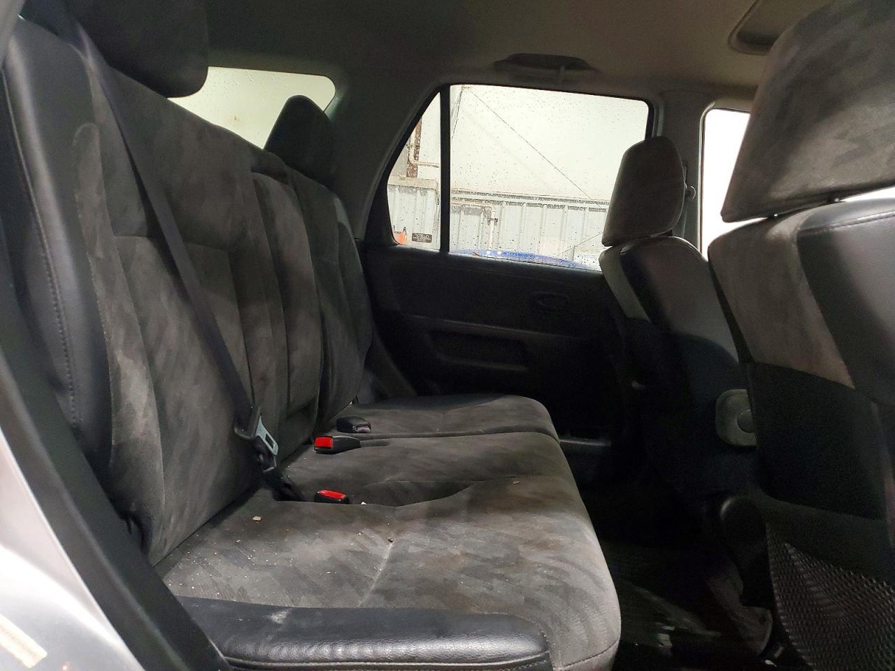 2004 HONDA CR-V