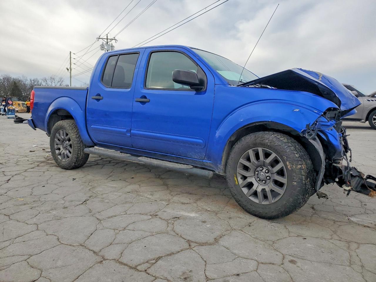 2012 NISSAN Frontier