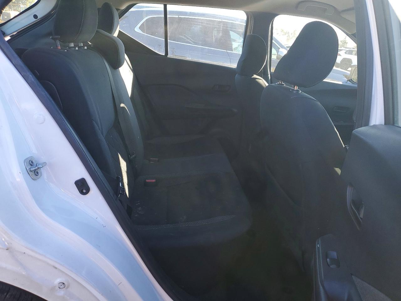 2018 NISSAN KICKS