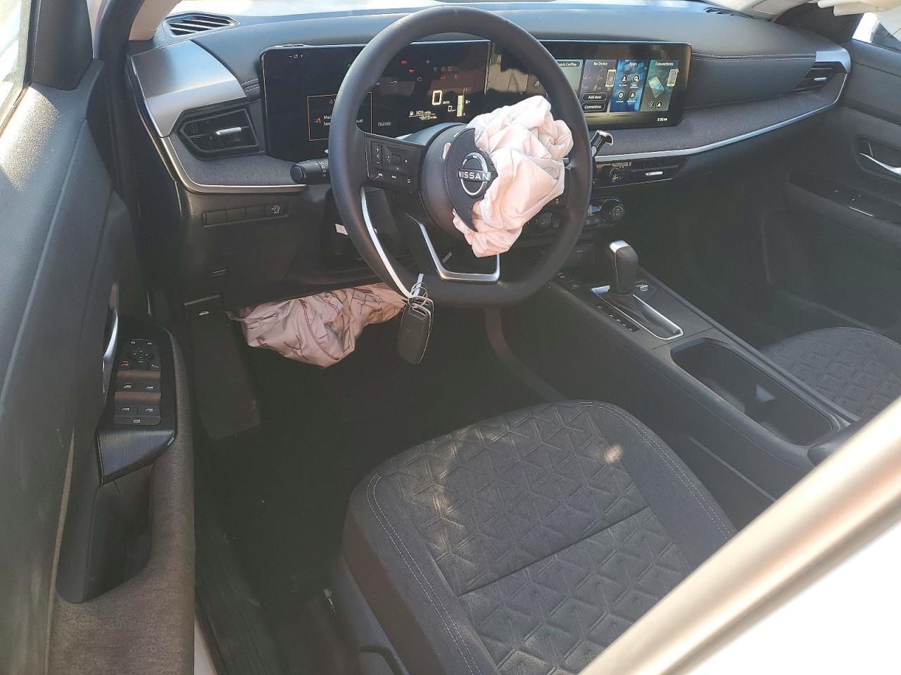 2026 NISSAN KICKS