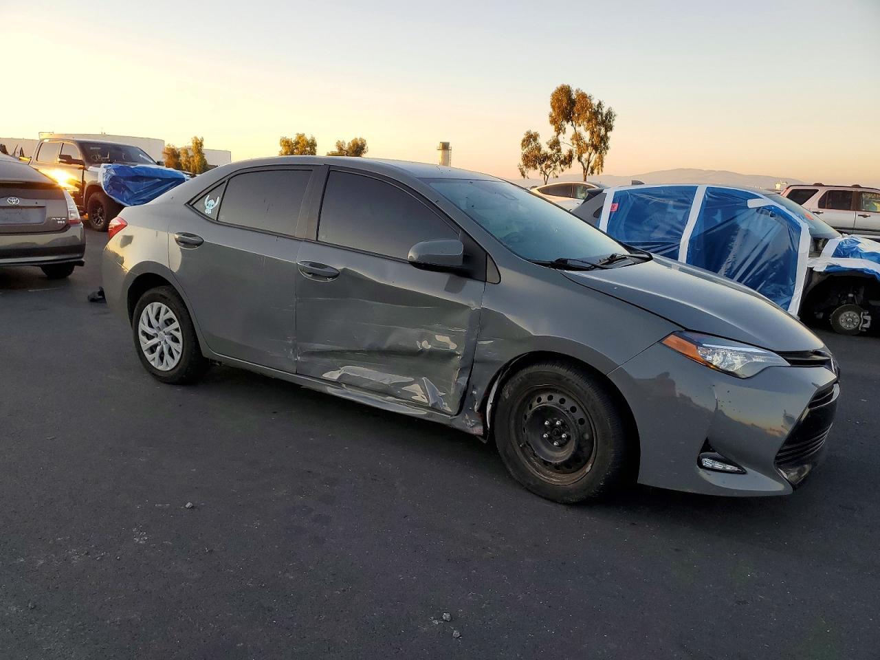 2019 TOYOTA COROLLA
