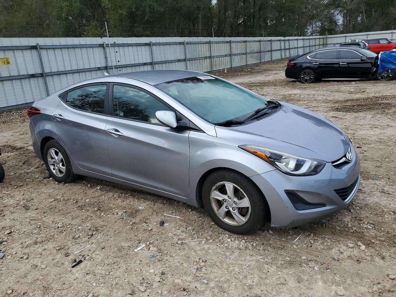 2015 HYUNDAI ELANTRA
