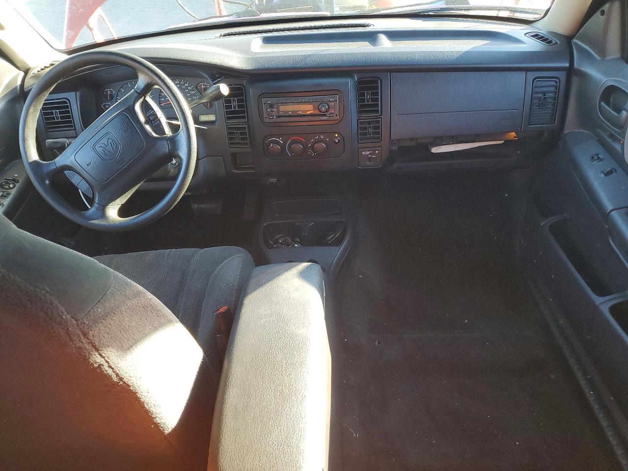 2004 DODGE Dakota