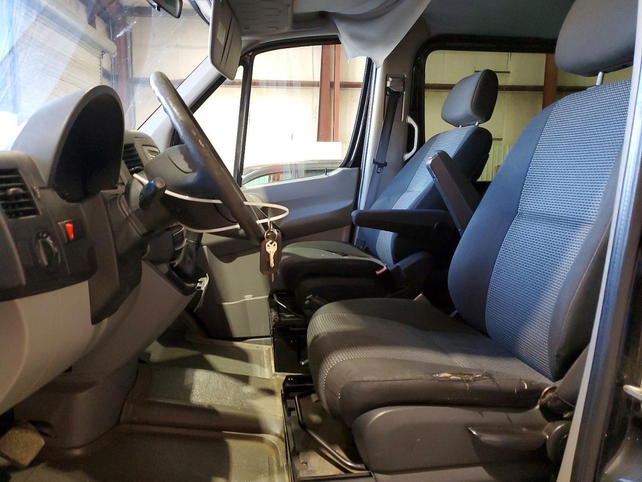 2010 MERCEDES-BENZ Sprinter