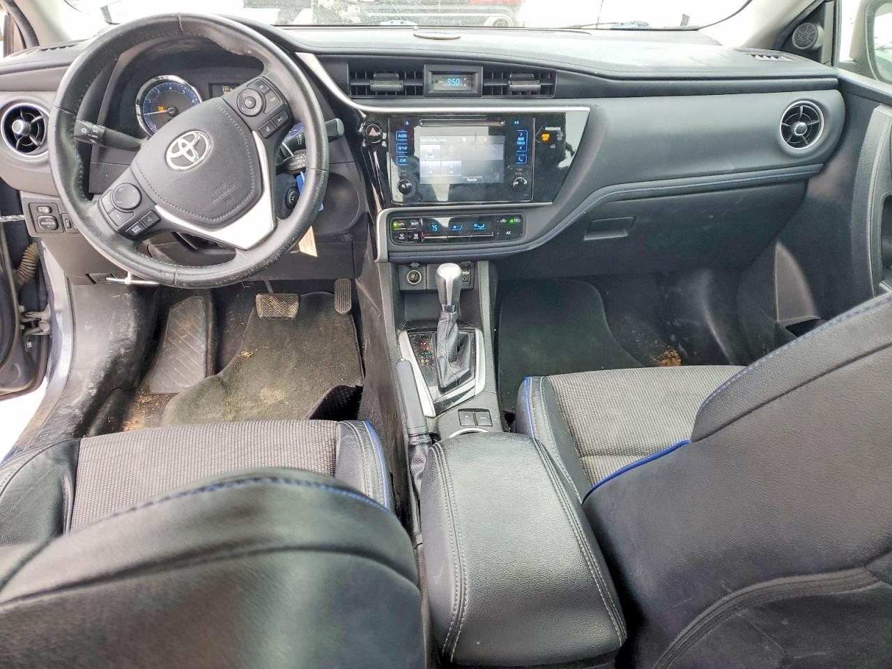 2017 TOYOTA COROLLA