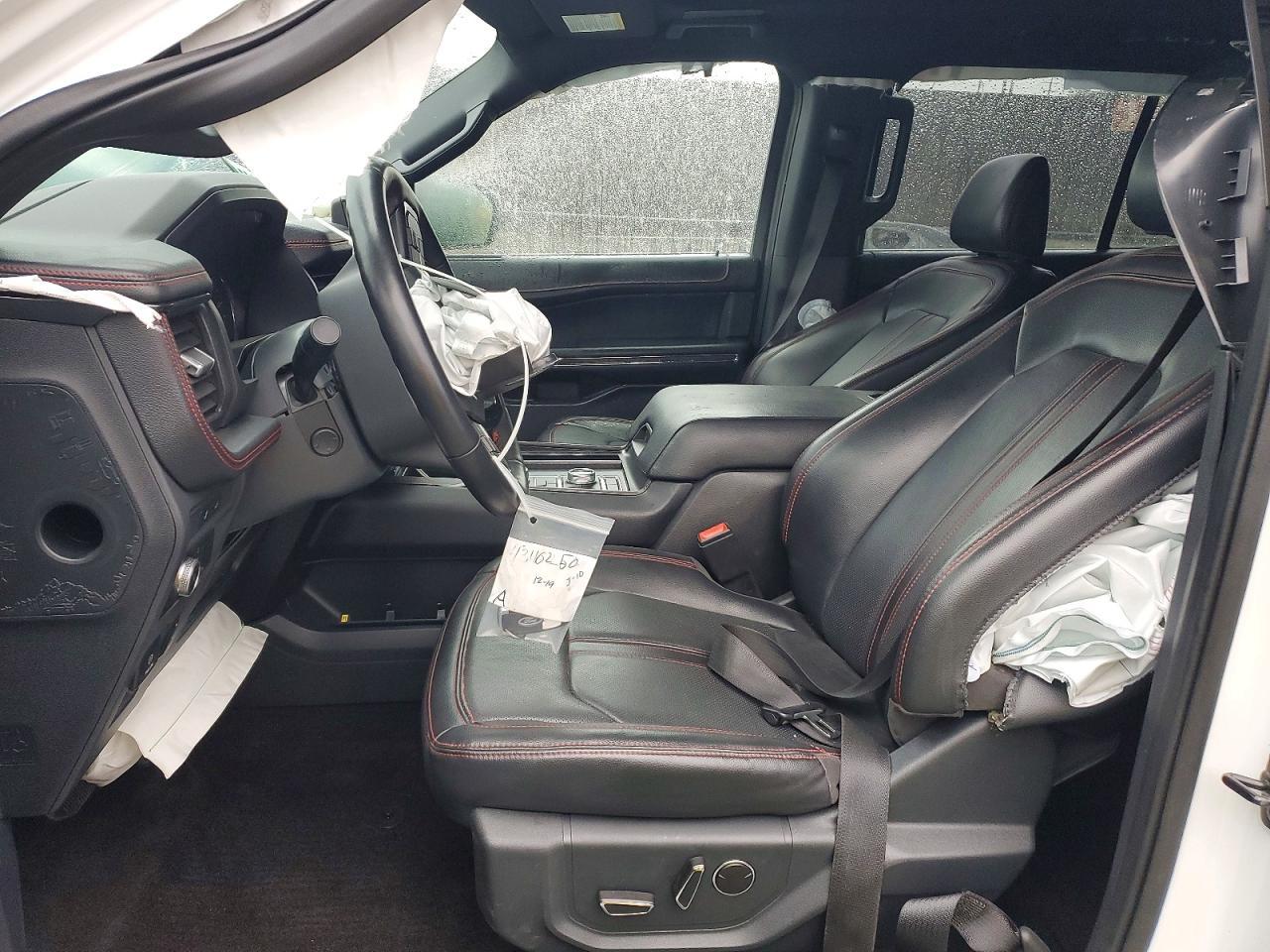 2022 FORD Expedition