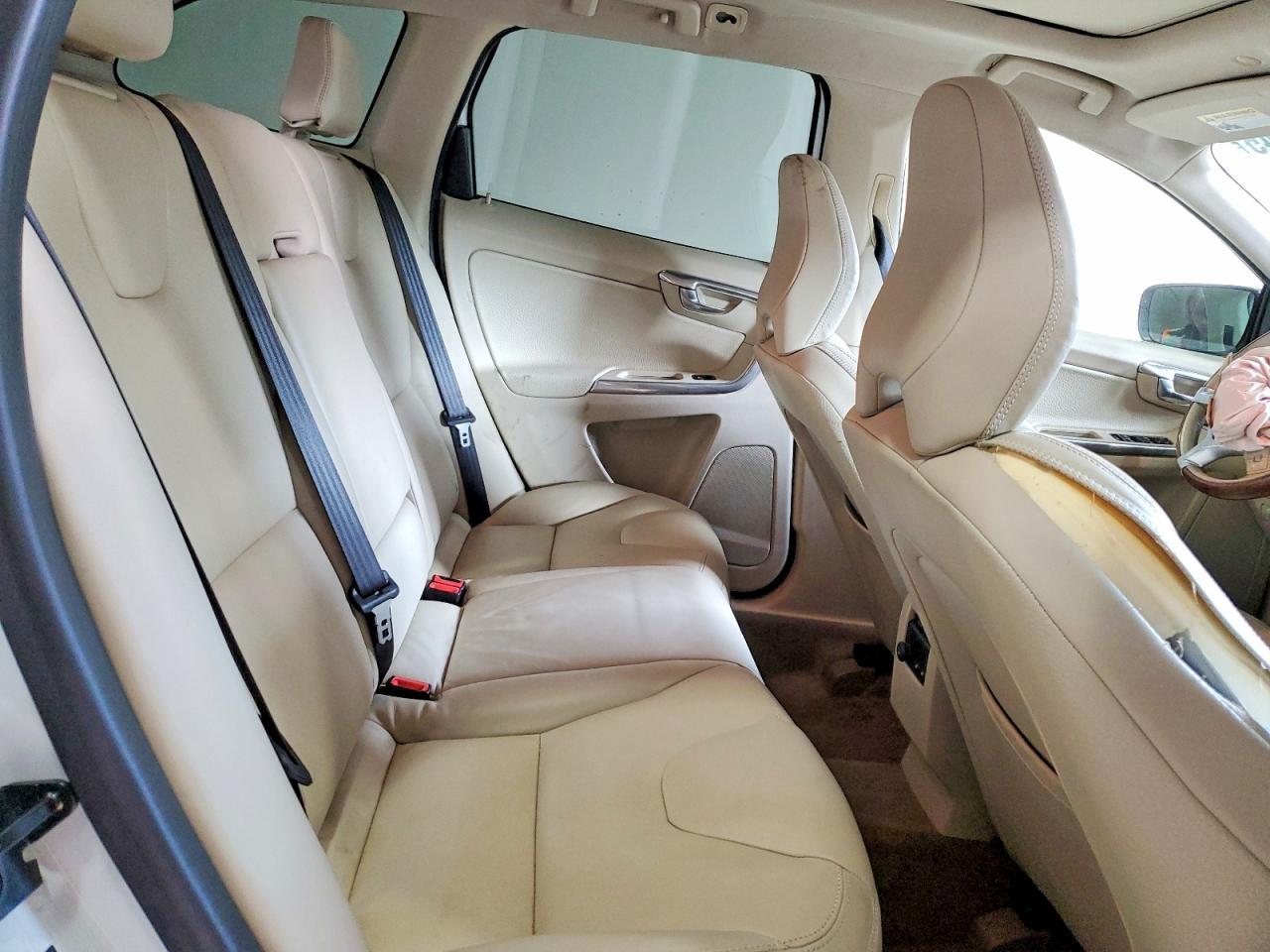 2013 VOLVO XC60