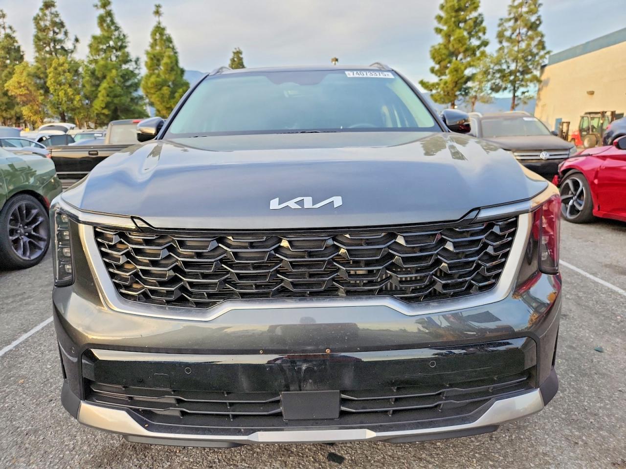 2025 KIA SORENTO