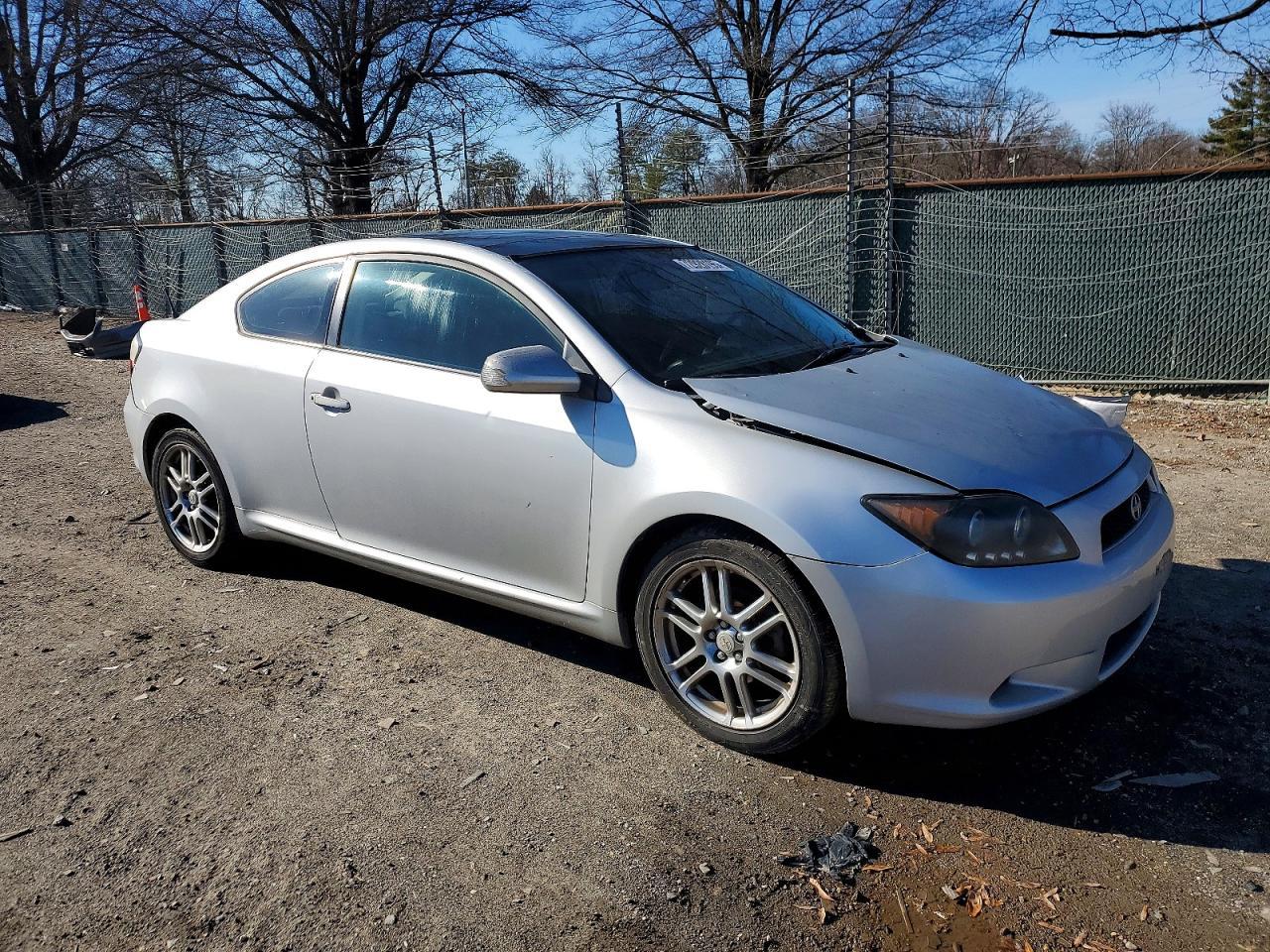 2005 TOYOTA SCION