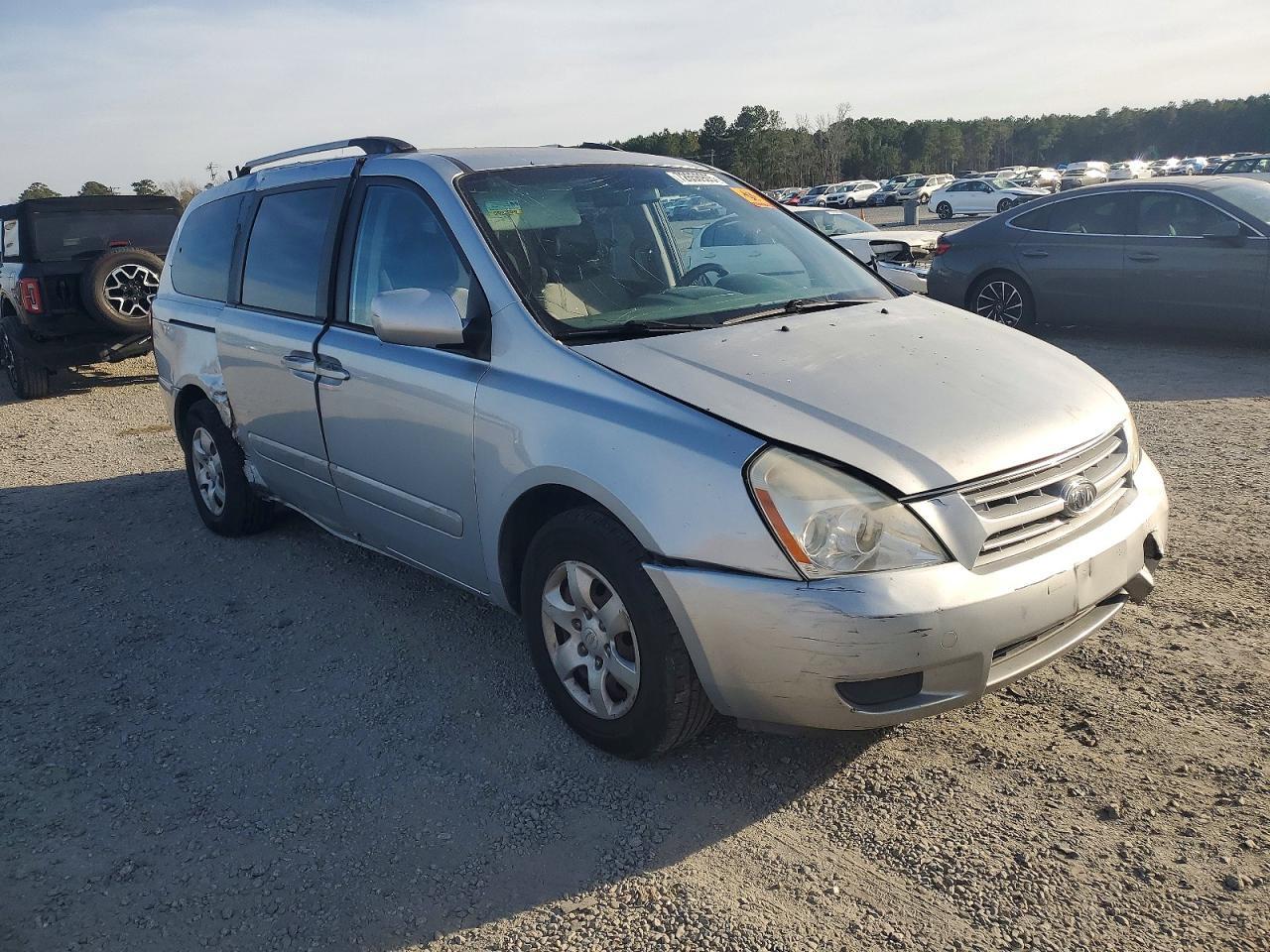 2009 KIA SEDONA