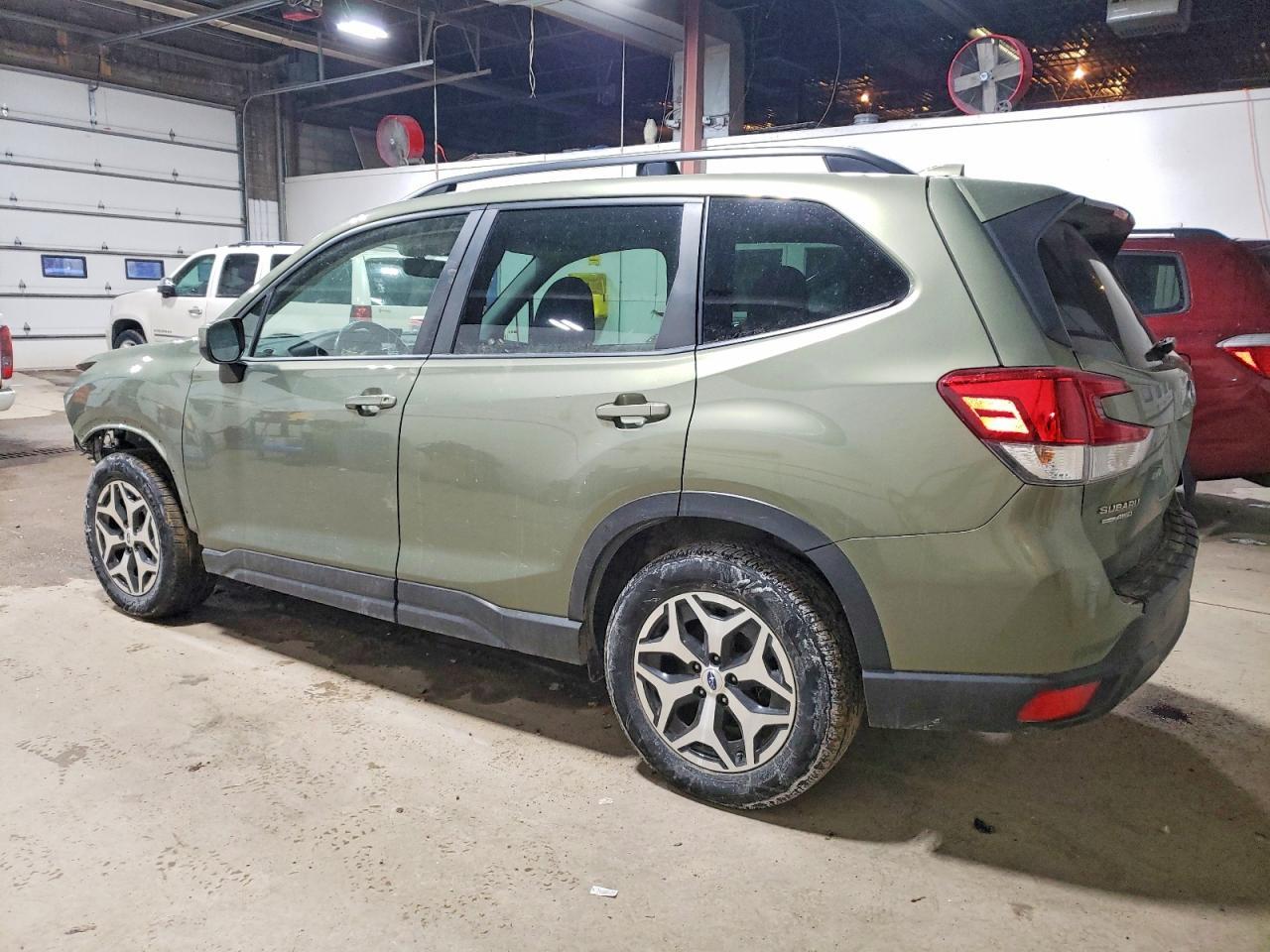 2020 SUBARU FORESTER
