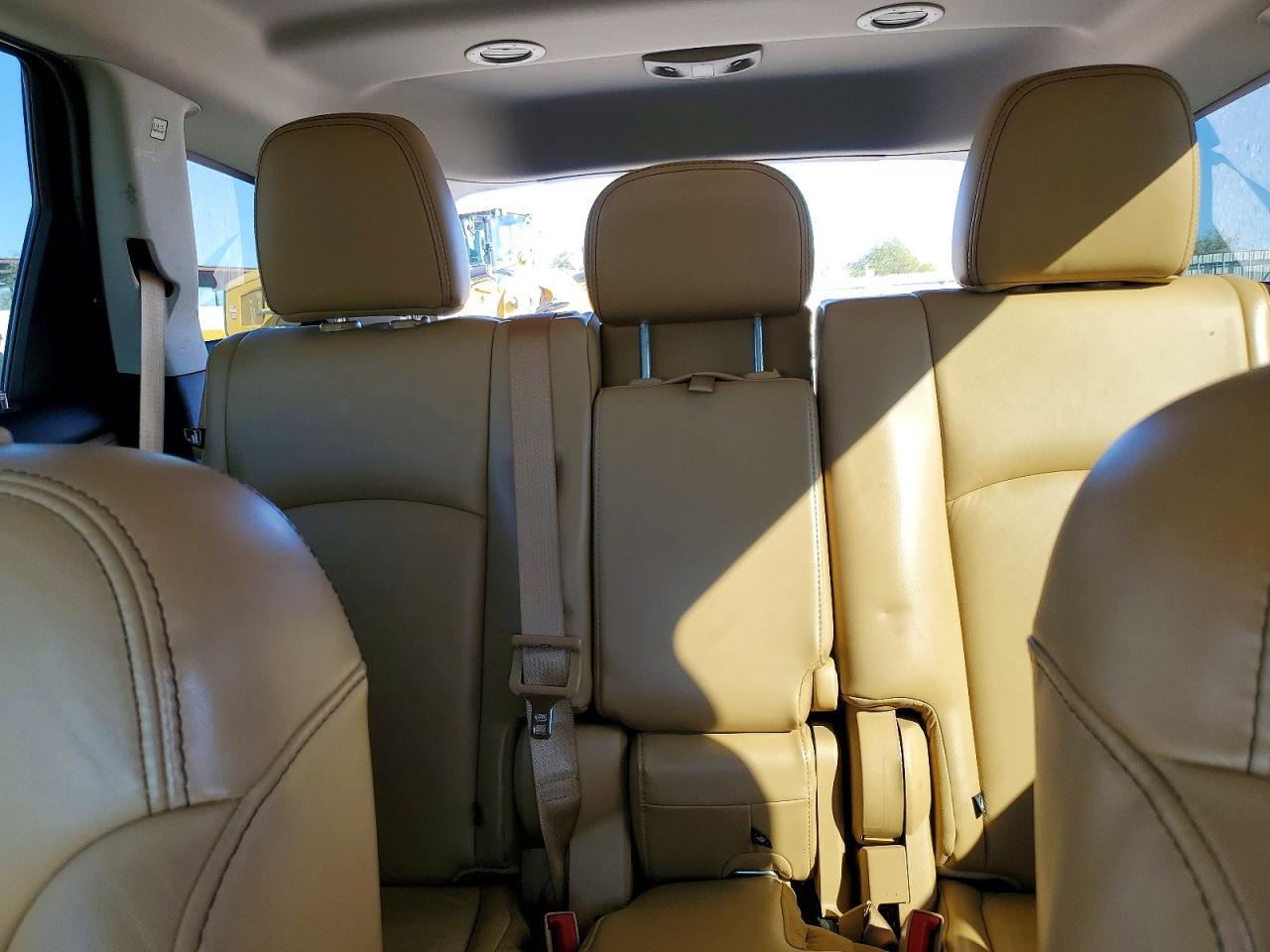 2011 DODGE JOURNEY