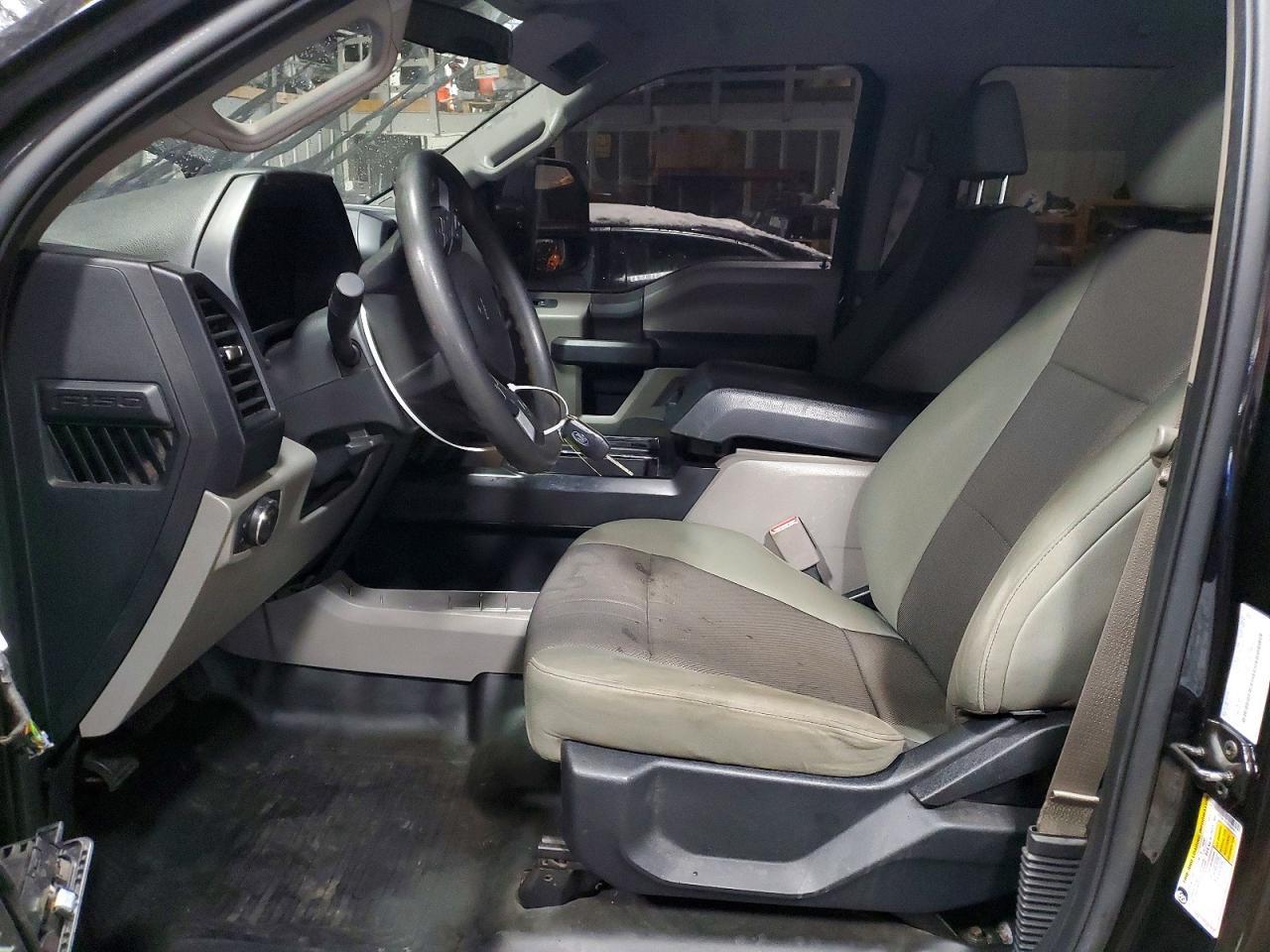2015 FORD F-150