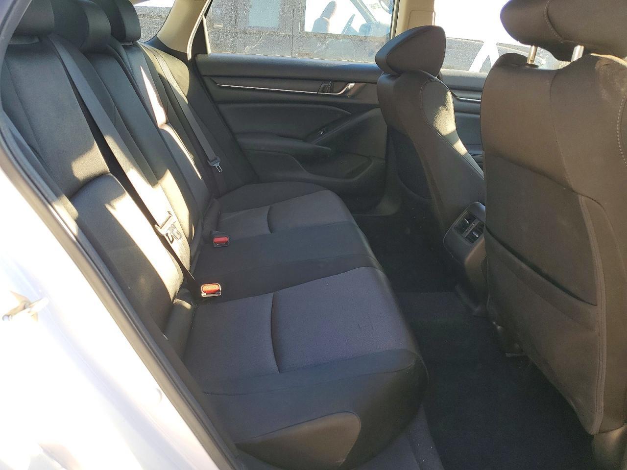2019 HONDA ACCORD