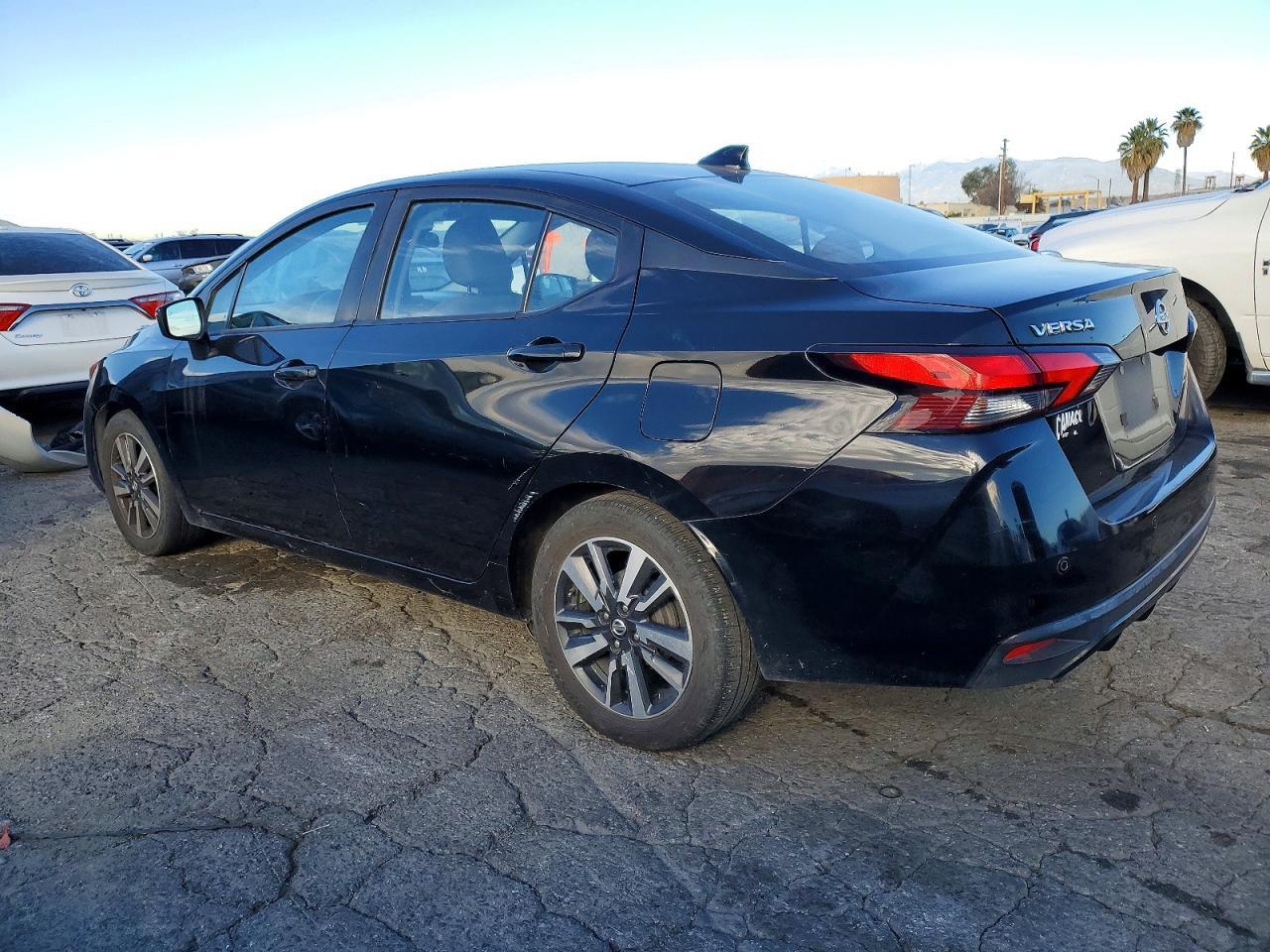 2021 NISSAN VERSA