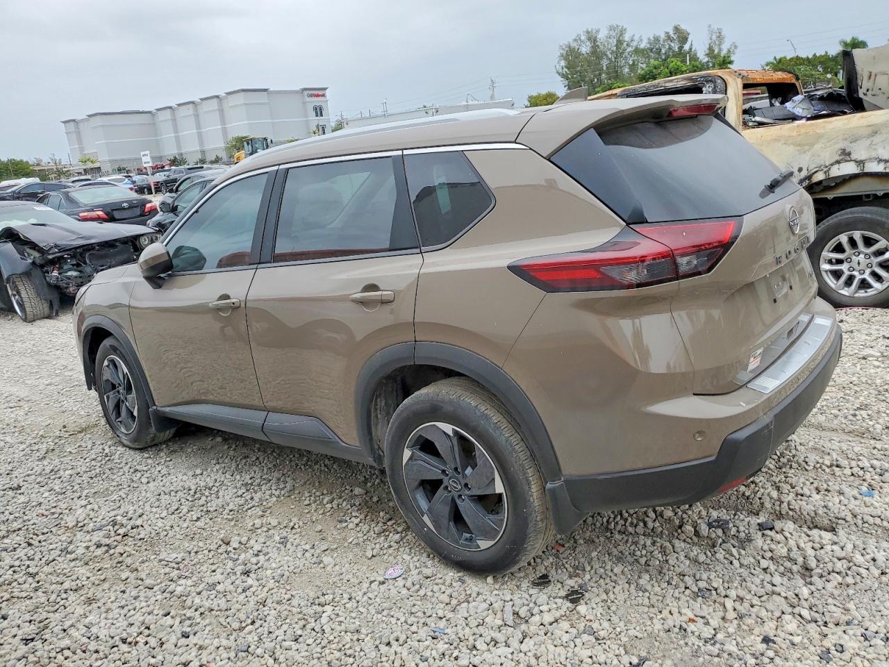 2025 NISSAN ROGUE