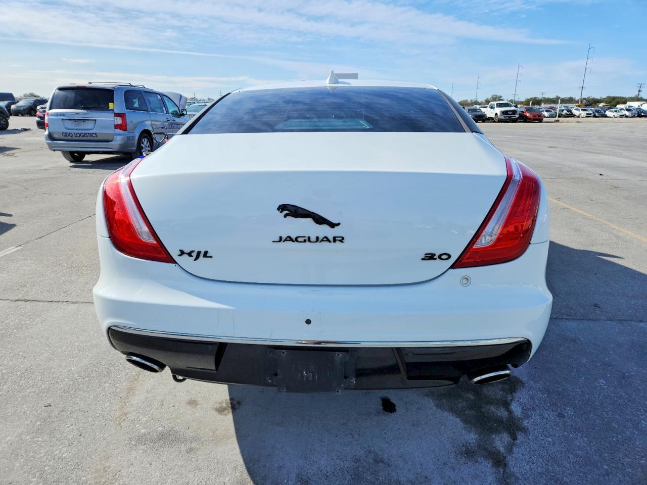 2016 JAGUAR Xj-Series