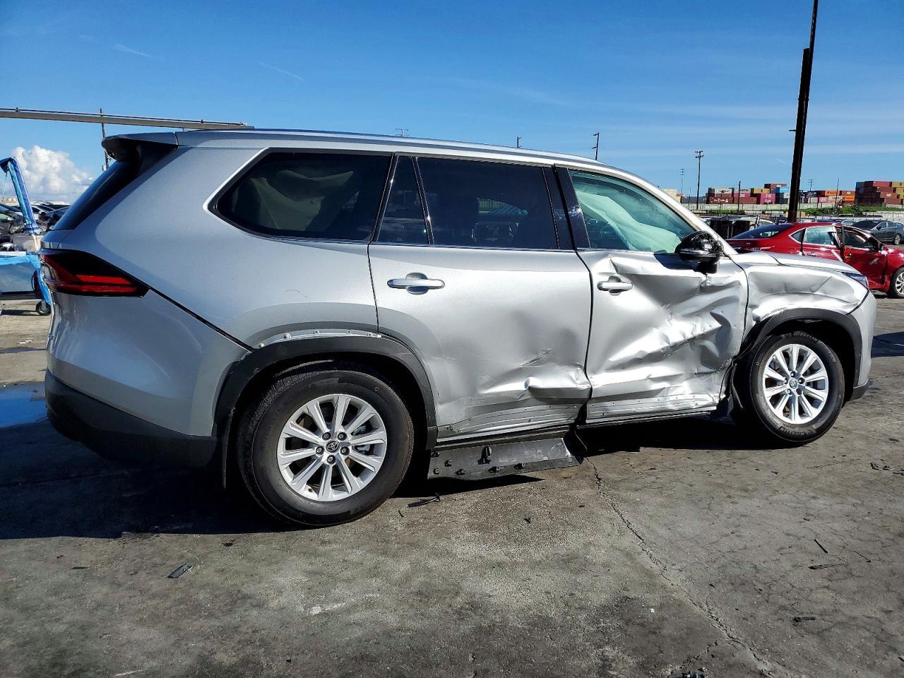 2025 TOYOTA HIGHLANDER