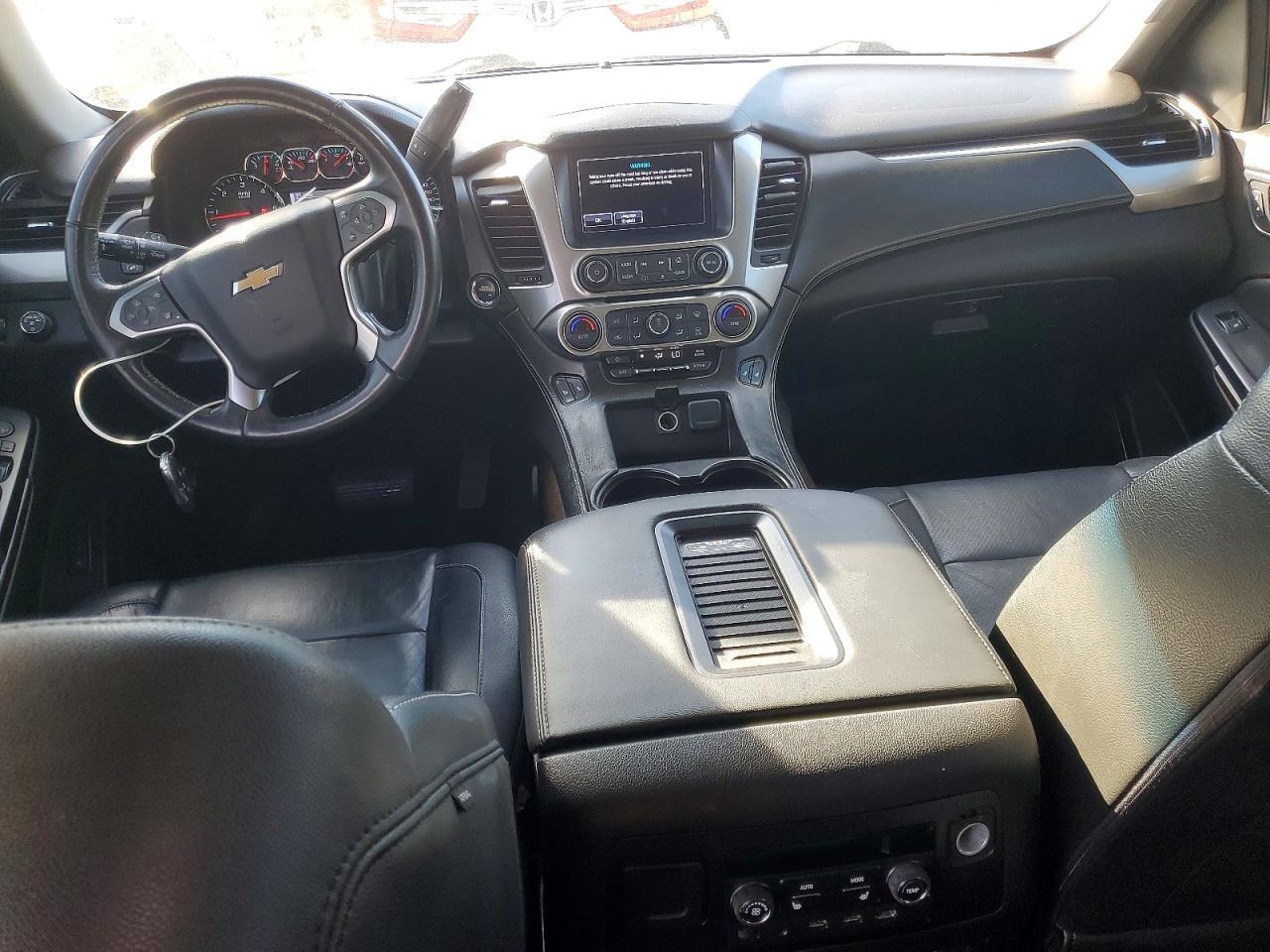 2017 CHEVROLET Suburban