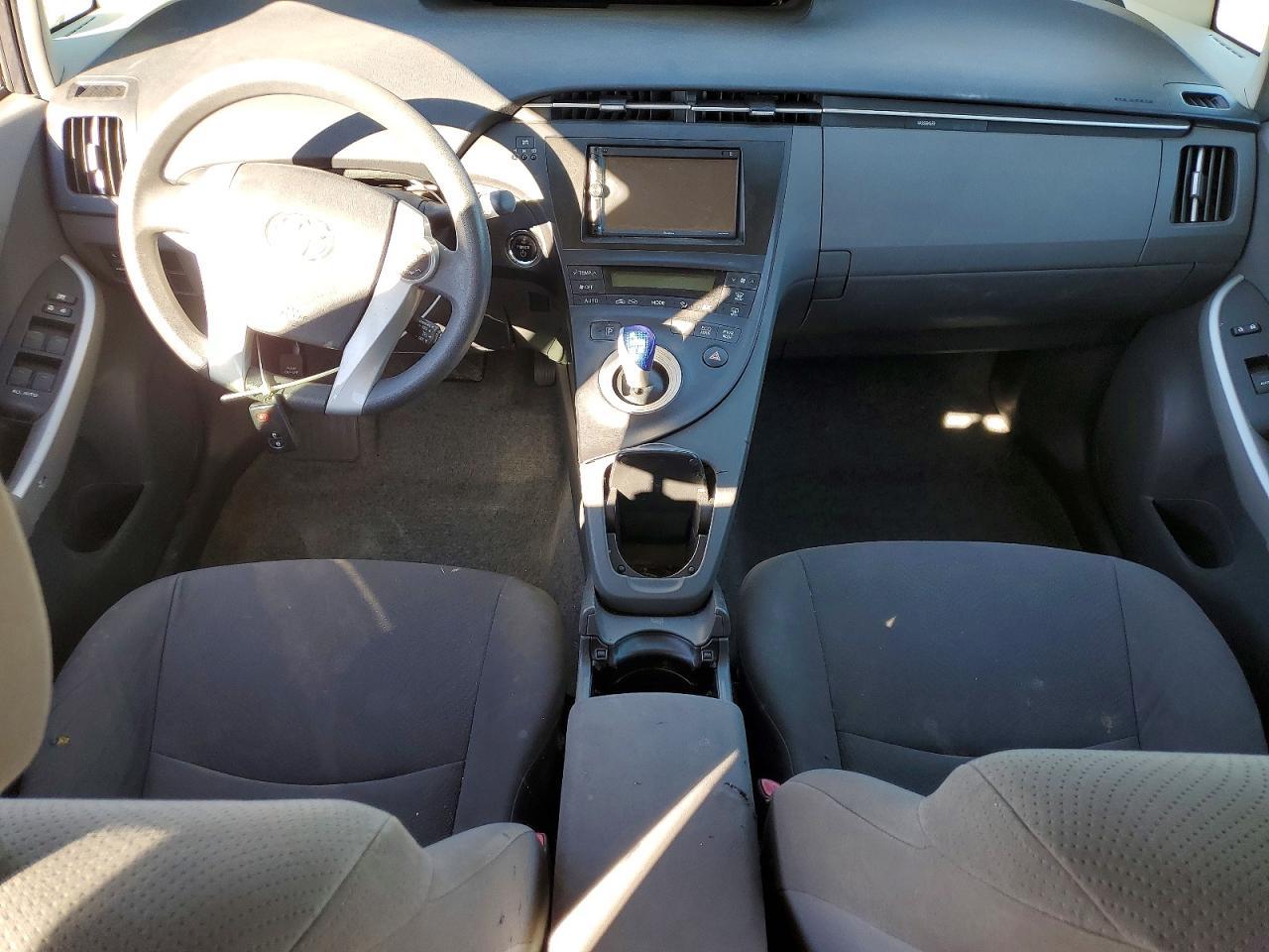 2011 TOYOTA PRIUS