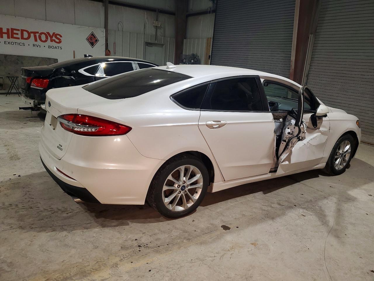 2019 FORD FUSION