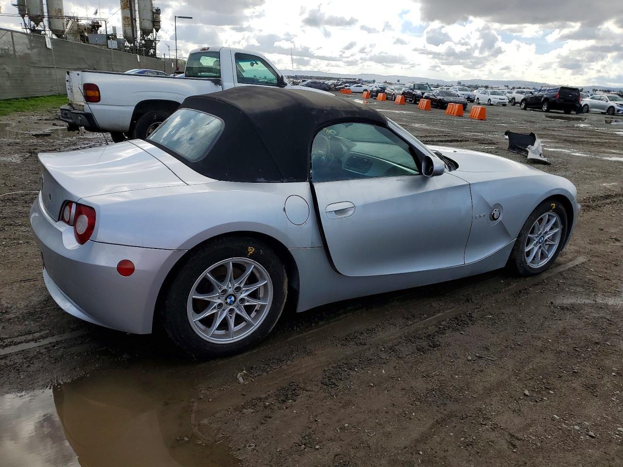 2005 BMW Z4