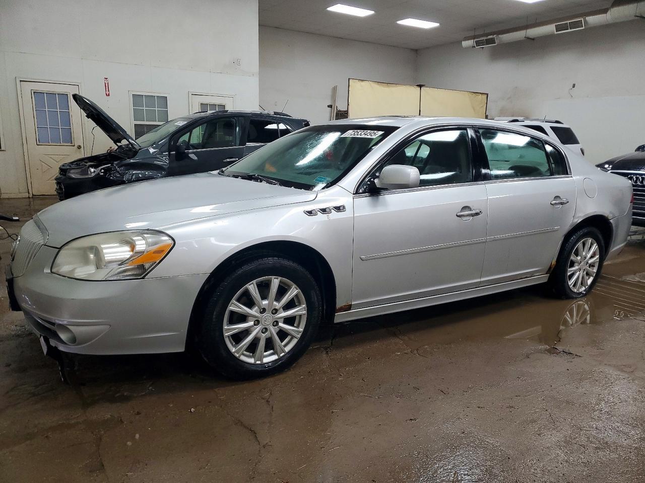 2010 BUICK Lucerne