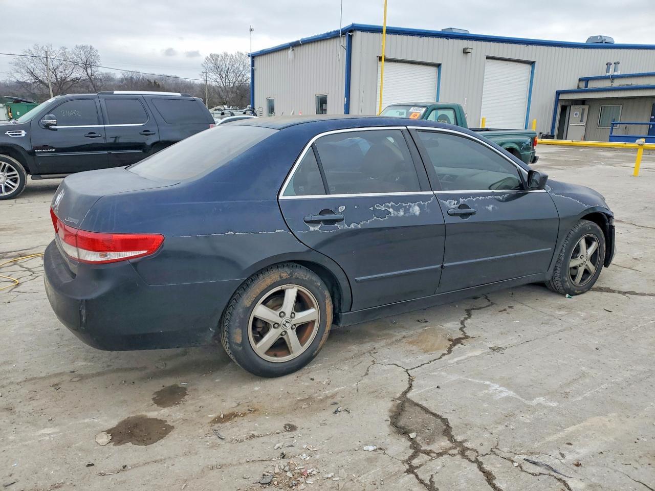 2004 HONDA ACCORD