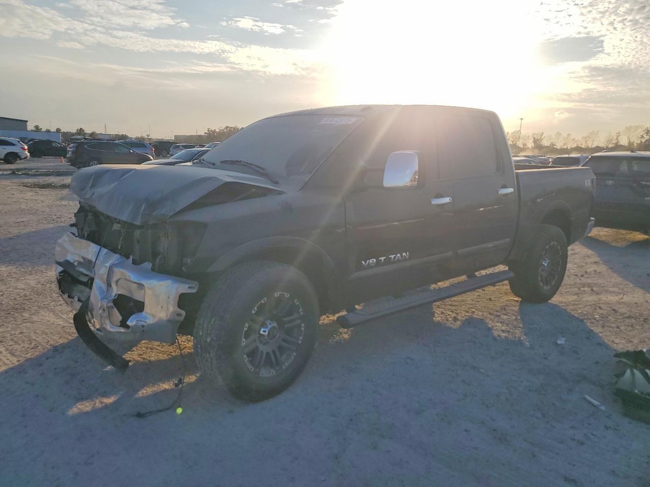 2011 NISSAN Titan