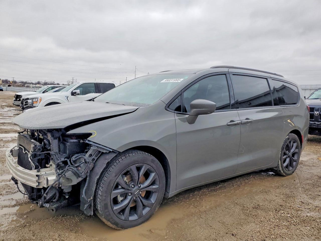 2020 CHRYSLER Pacifica