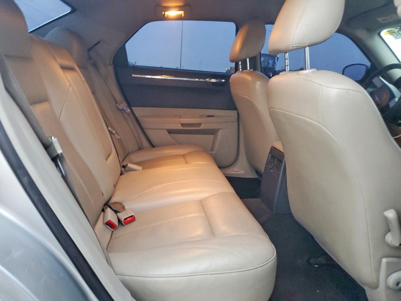 2006 CHRYSLER 300