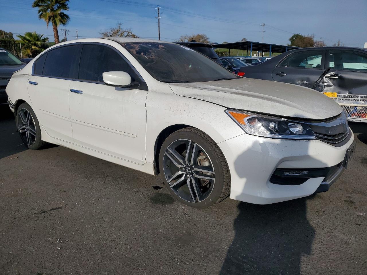 2016 HONDA ACCORD
