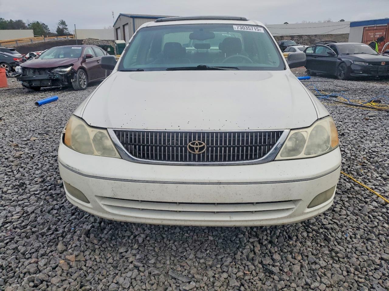 2001 TOYOTA Avalon
