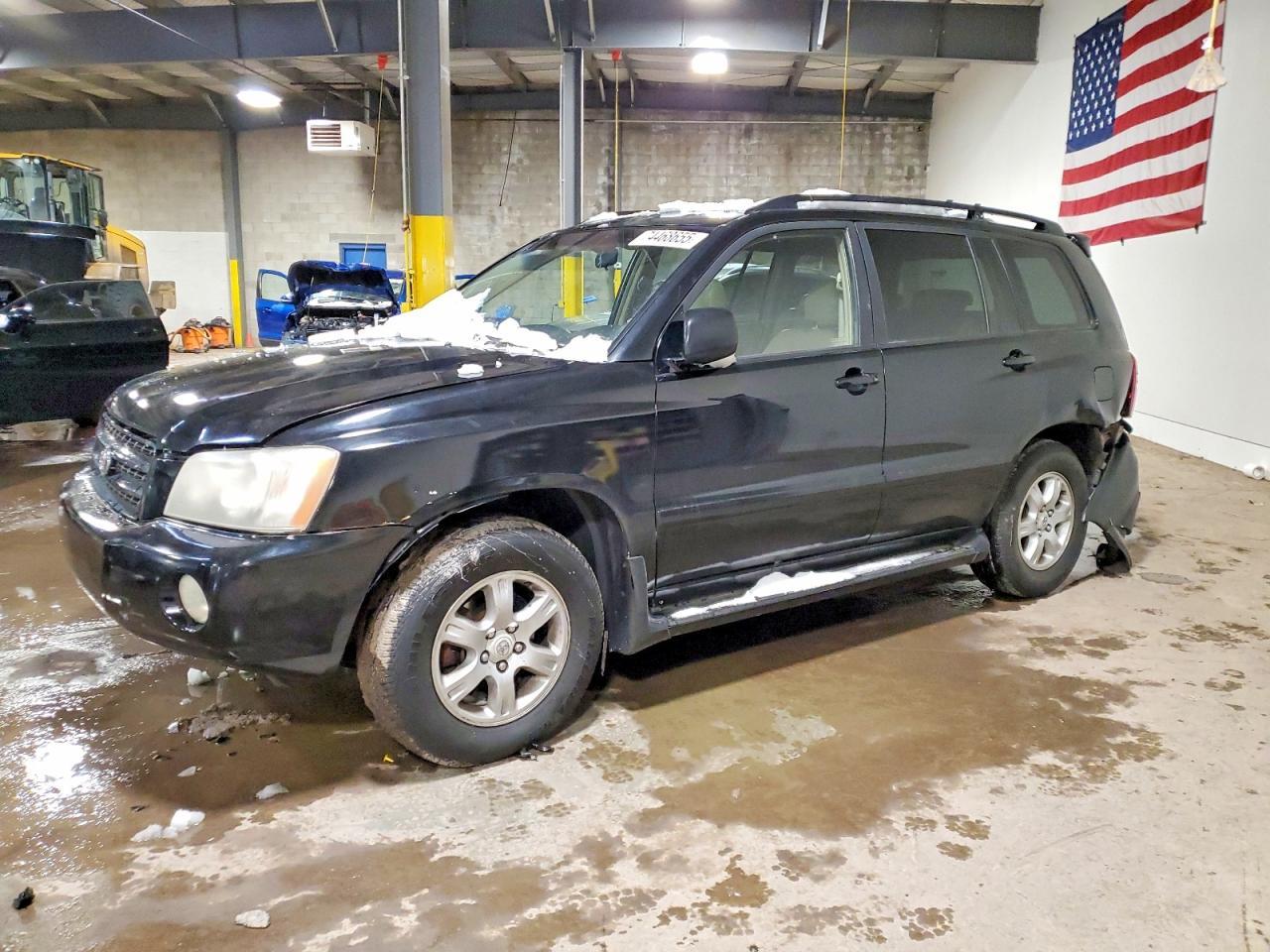 2002 TOYOTA HIGHLANDER