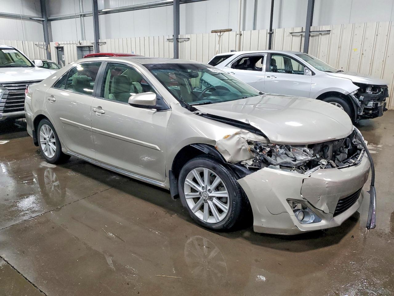 2013 TOYOTA CAMRY