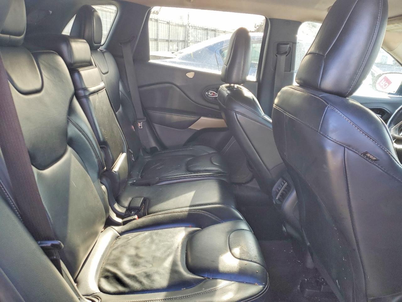 2018 JEEP CHEROKEE