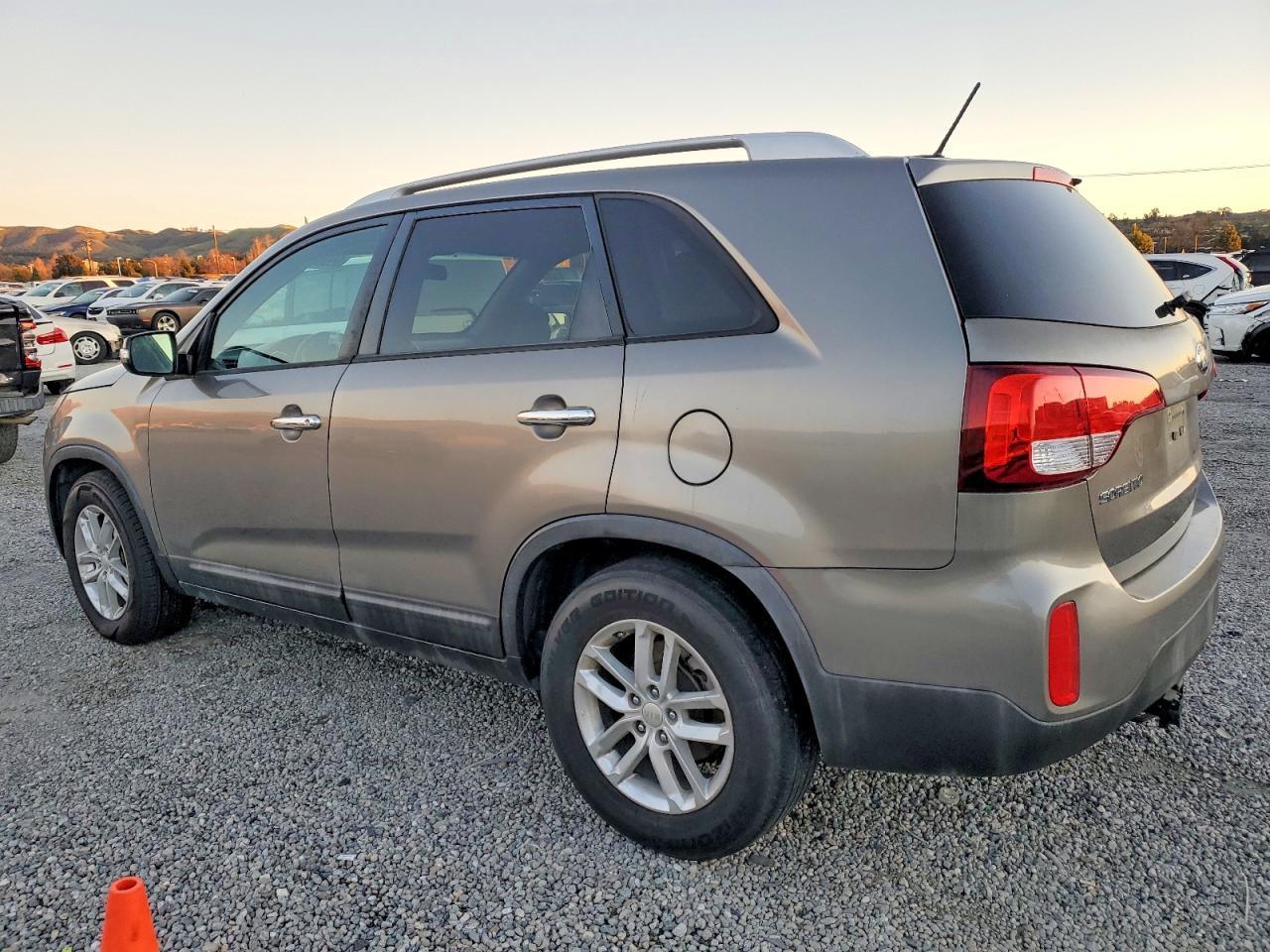 2015 KIA SORENTO