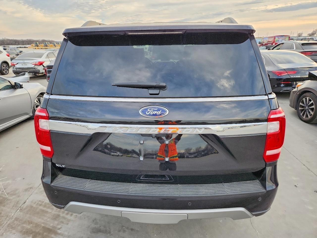 2020 FORD Expedition