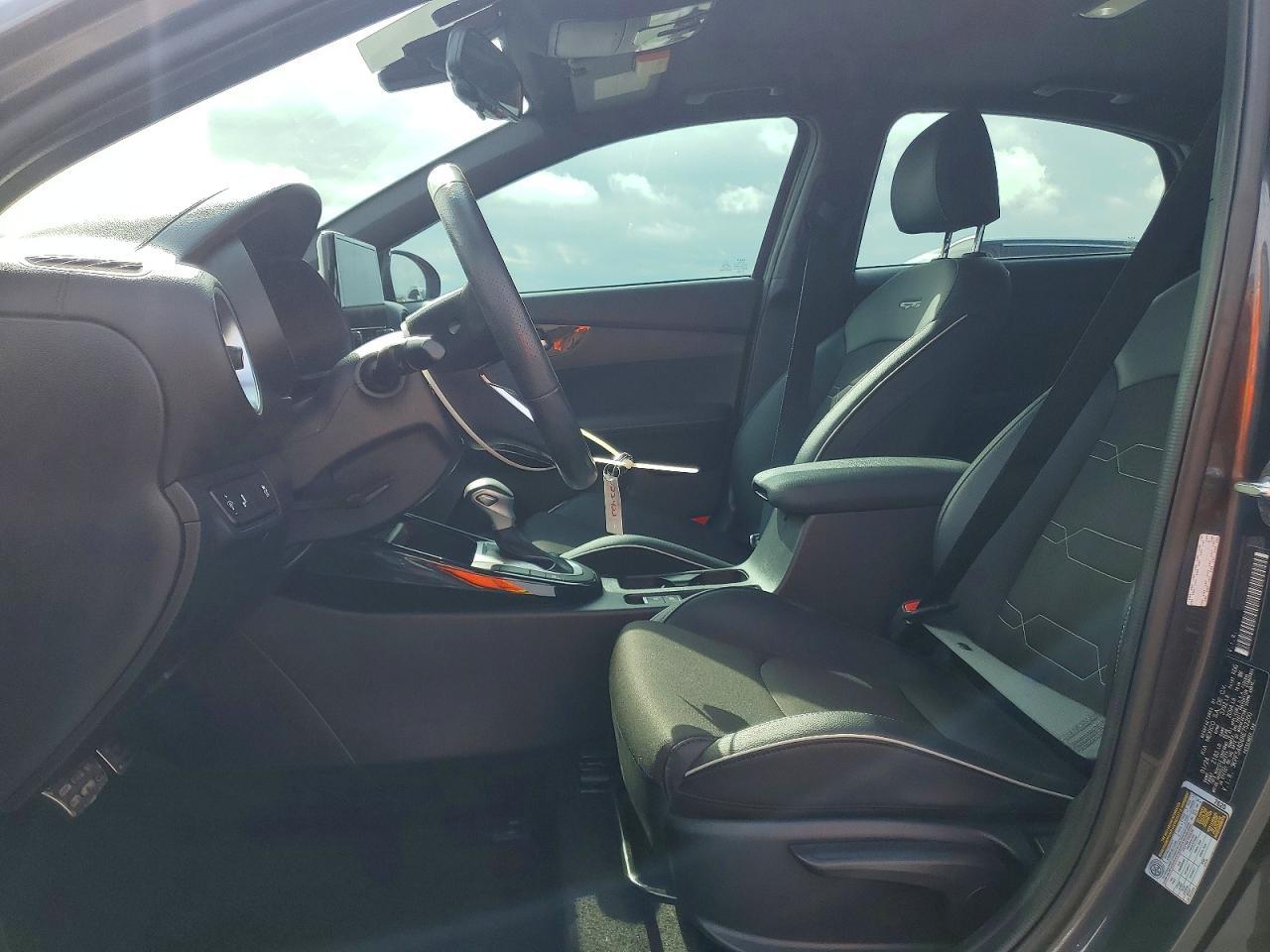 2024 KIA FORTE