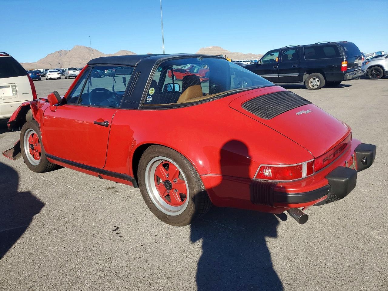 1982 PORSCHE 911