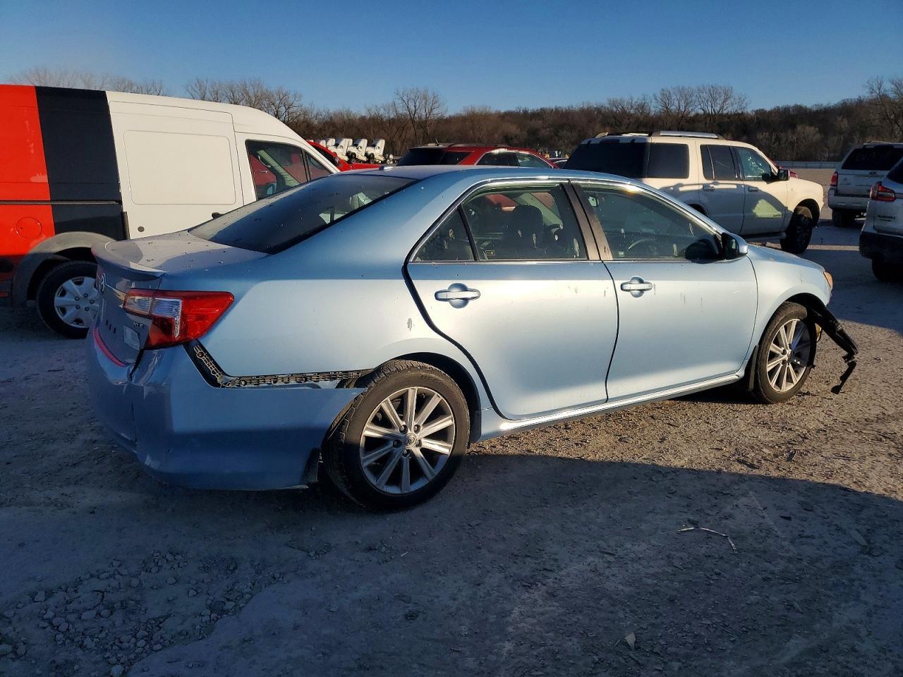 2012 TOYOTA CAMRY