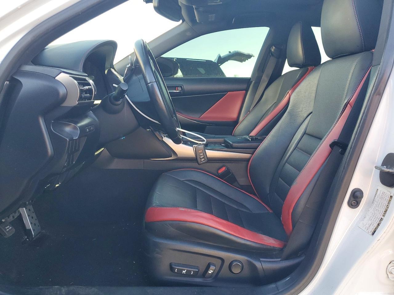 2015 LEXUS IS 250