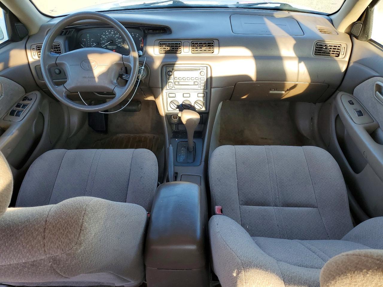 2000 TOYOTA CAMRY