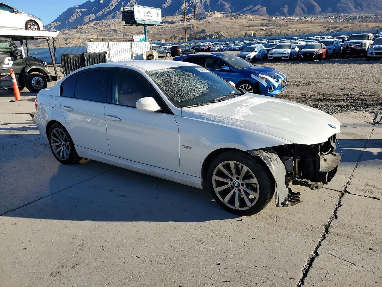 2011 BMW 3 SERIES